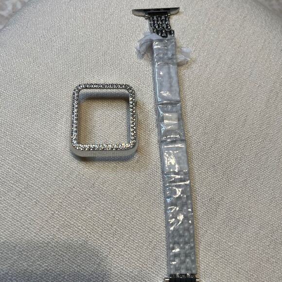 Watchband Silver with Rhinestones Apple watch compatible and frame NEW! - Picture 2 of 6